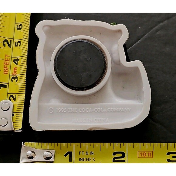 VINTAGE 1996 COCA-COLA 3D Polar Bear  & Bottle Caps COLLECTIBLE MAGNET LOT of 7 - Picture 14 of 16